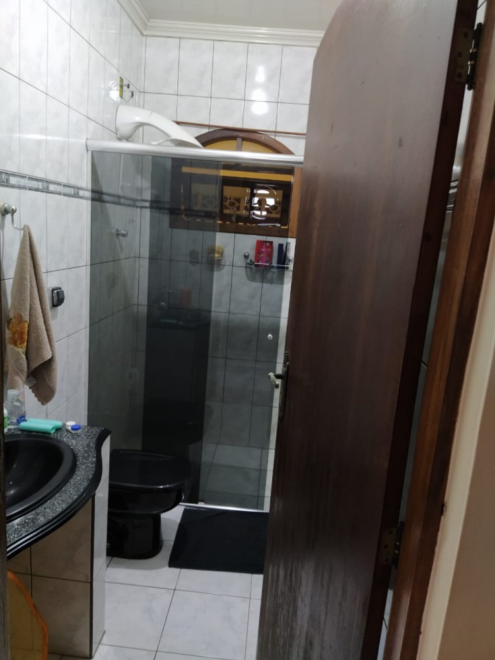 Sobrado Salesópolis / Totozinho