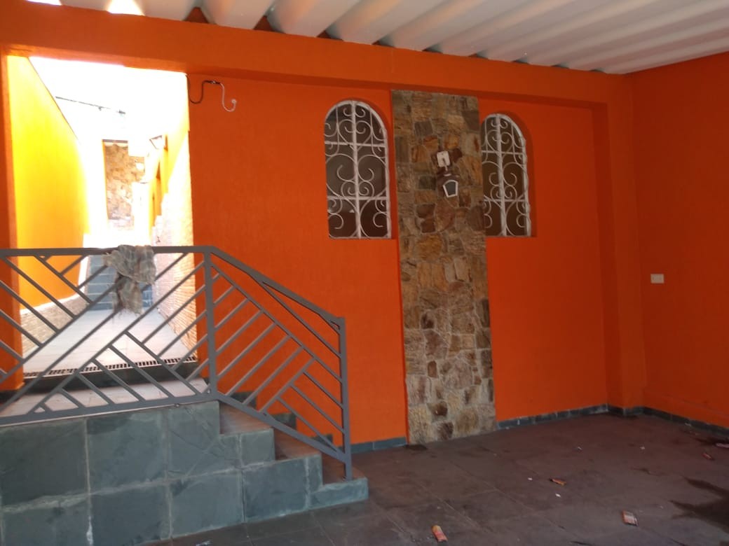 Casa  Mogi das cruzes / Jardim camila