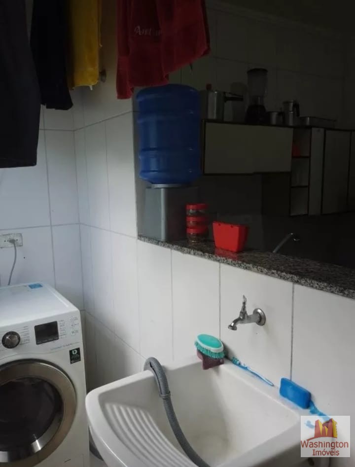 Casa em Condomínio Bertioga  / Jardim vista linda