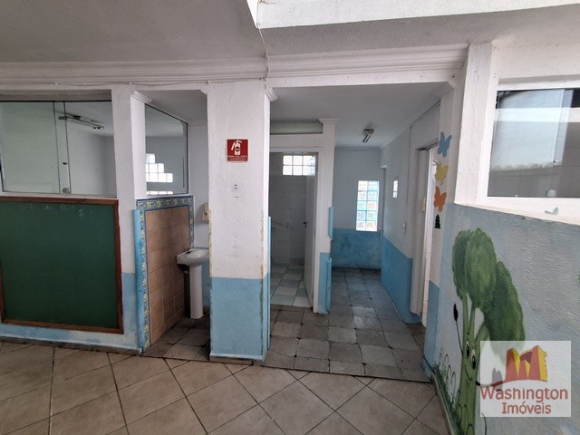 Casa Comercial Mogi das cruzes / Vila oliveira